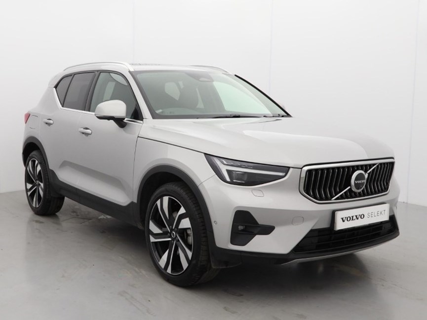2024 (74) VOLVO XC40 2.0 B4P Ultra Dark 5dr Auto
