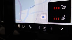 2024 (74) VOLVO XC40 2.0 B4P Ultra Dark 5dr Auto 4596672