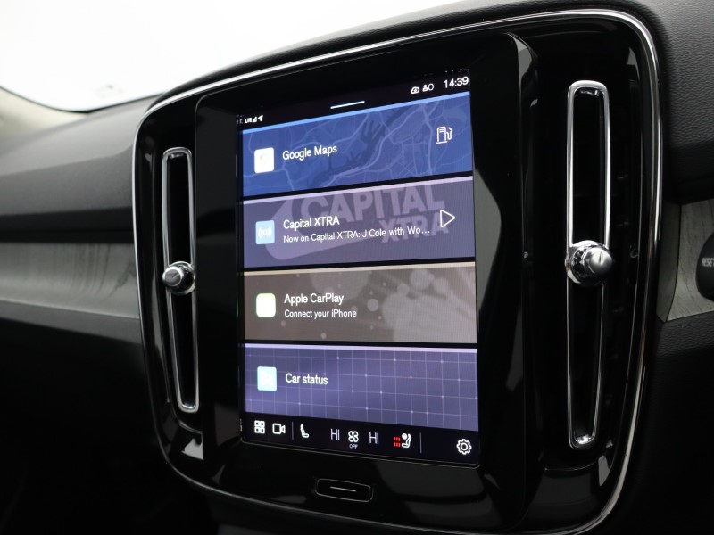 2024 (74) VOLVO XC40 2.0 B4P Ultra Dark 5dr Auto*VAT QUALIFYING* 4596666