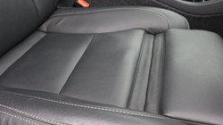 2024 (74) VOLVO XC40 2.0 B4P Ultra Dark 5dr Auto 4596647