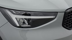 2025 (25) VOLVO XC40 2.0 B4P Plus Dark 5dr Auto 4583176