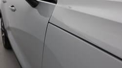 2025 (25) VOLVO XC40 2.0 B4P Plus Dark 5dr Auto 4583180