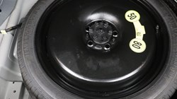 2025 (25) VOLVO XC40 2.0 B4P Plus Dark 5dr Auto 4583186