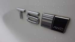 2019 (69) VOLVO XC40 2.0 T5 Inscription 5dr AWD Geartronic 4575297