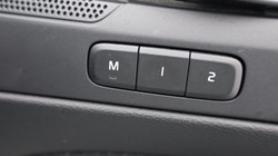 2019 (69) VOLVO XC40 2.0 T5 Inscription 5dr AWD Geartronic 4575261