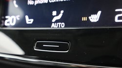 2019 (69) VOLVO XC40 2.0 T5 Inscription 5dr AWD Geartronic 4575283