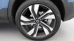 2025 (25) VOLVO XC40 2.0 B3P Ultra Dark 5dr Auto 4587009