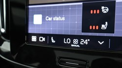2025 (25) VOLVO XC40 2.0 B3P Ultra Dark 5dr Auto 4586994