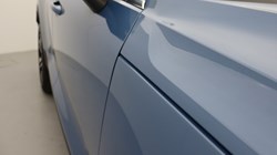 2025 (25) VOLVO XC40 2.0 B3P Ultra Dark 5dr Auto 4587005