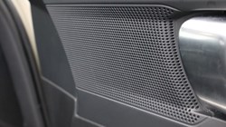 2025 (74) VOLVO XC40 2.0 B3P Plus Dark 5dr Auto 4606221