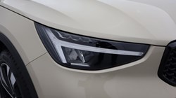 2025 (74) VOLVO XC40 2.0 B3P Plus Dark 5dr Auto 4606252