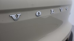 2025 (74) VOLVO XC40 2.0 B3P Plus Dark 5dr Auto 4606258