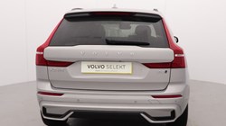 2025 (25) VOLVO XC60 2.0 B5P Plus Dark 5dr AWD Geartronic 4638592