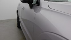 2025 (75) VOLVO XC60 2.0 B5P Plus Dark 5dr AWD Geartronic 5019726