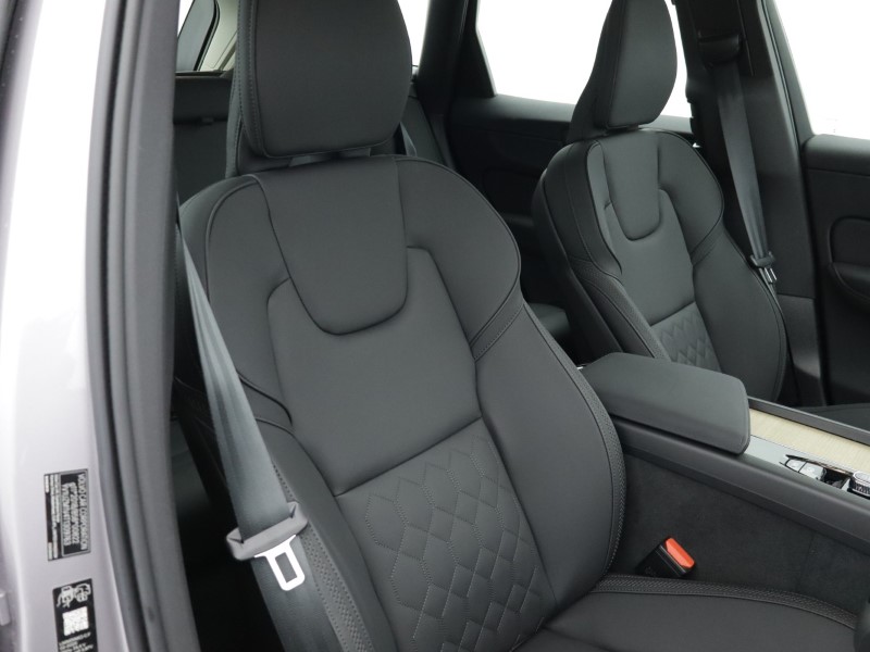 2025 (75) VOLVO XC60 2.0 B5P Plus Dark 5dr AWD Geartronic 5019745