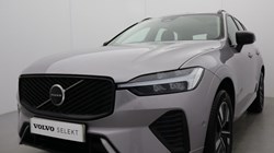 2025 (75) VOLVO XC60 2.0 B5P Plus Dark 5dr AWD Geartronic 5019722