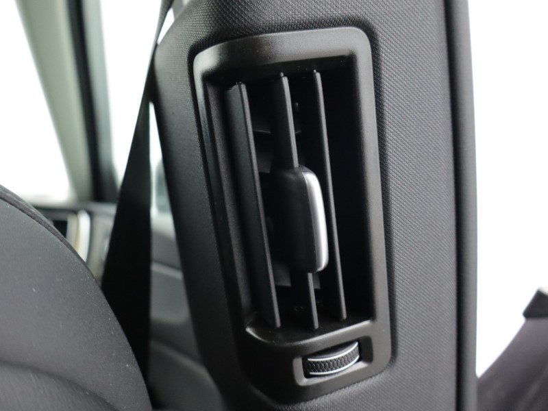 2025 (75) VOLVO XC60 2.0 B5P Plus Dark 5dr AWD Geartronic 5019754