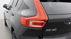 2019 (19) VOLVO XC40 2.0 D3 R DESIGN 5dr 4631975