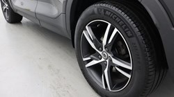 2019 (19) VOLVO XC40 2.0 D3 R DESIGN 5dr 4631936
