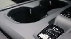 2023 (73) VOLVO XC40 2.0 B3P Core 5dr Auto 4677219