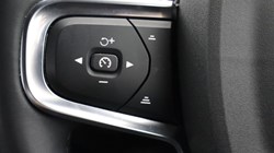 2023 (73) VOLVO XC40 2.0 B3P Core 5dr Auto 4677211