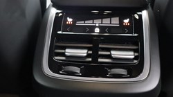 2025 (25) VOLVO XC60 2.0 B5P Plus Dark 5dr AWD Geartronic 4670490