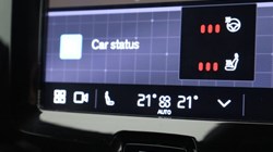 2025 (25) VOLVO XC60 2.0 B5P Plus Dark 5dr AWD Geartronic 4670502