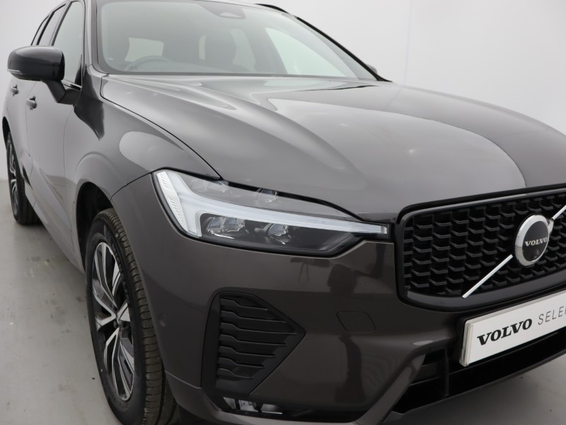 2025 (25) VOLVO XC60 2.0 B5P Plus Dark 5dr AWD Geartronic  *VAT QUALIFYING* 4670509