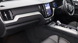 2025 (25) VOLVO XC60 2.0 B5P Plus Dark 5dr AWD Geartronic 4670485
