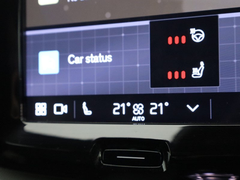 2025 (25) VOLVO XC60 2.0 B5P Plus Dark 5dr AWD Geartronic  *VAT QUALIFYING* 4670503