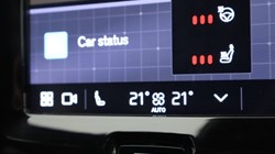 2025 (25) VOLVO XC60 2.0 B5P Plus Dark 5dr AWD Geartronic 4670503