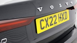 2022 (22) VOLVO S60 2.0 B5P R DESIGN 4dr Auto 4685220