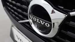 2022 (22) VOLVO S60 2.0 B5P R DESIGN 4dr Auto 4685217