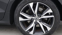 2022 (22) VOLVO S60 2.0 B5P R DESIGN 4dr Auto 4685224