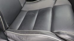 2025 (25) VOLVO XC60 2.0 B5P Plus Dark 5dr AWD Geartronic 4698311