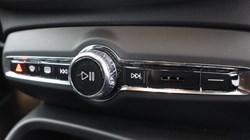 2024 (74) VOLVO XC40 2.0 B3P Plus Black Edition 5dr Auto 4660729