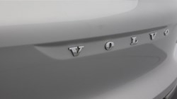 2023 (23) VOLVO XC40 2.0 B4P Ultimate Dark 5dr Auto 4667549