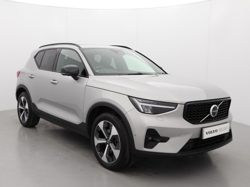 2023 (23) VOLVO XC40 2.0 B4P Ultimate Dark 5dr Auto