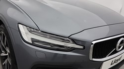 2019 (19) VOLVO V60 2.0 T5 Momentum Pro 5dr Auto 4662627