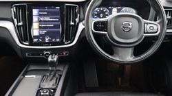 2019 (19) VOLVO V60 2.0 T5 Momentum Pro 5dr Auto 4662612
