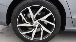 2019 (19) VOLVO V60 2.0 T5 Momentum Pro 5dr Auto 4662594
