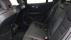 2019 (19) VOLVO V60 2.0 T5 Momentum Pro 5dr Auto 4662593