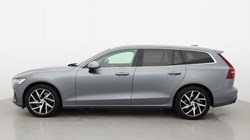 2019 (19) VOLVO V60 2.0 T5 Momentum Pro 5dr Auto 4662588