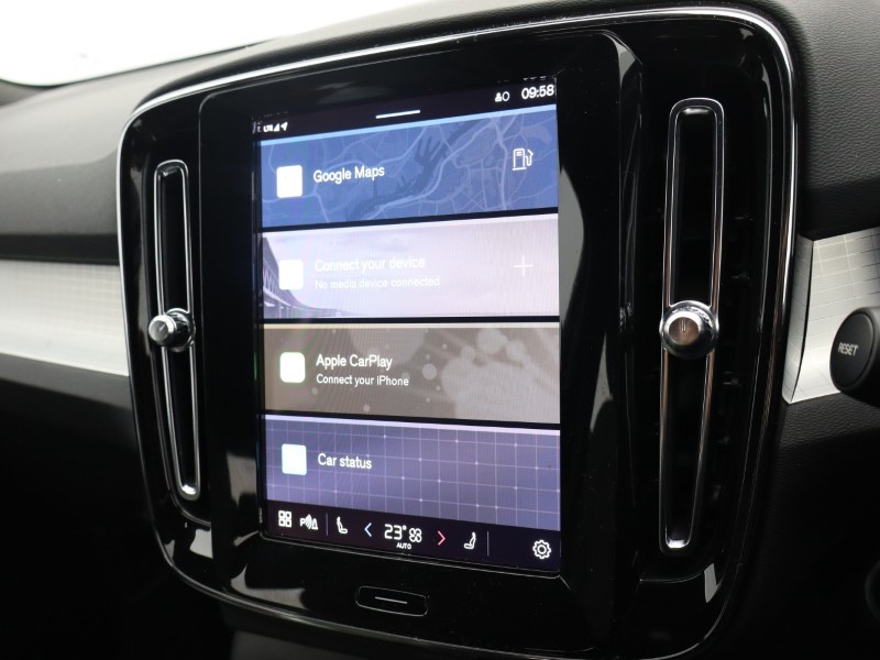 2023 (73) VOLVO XC40 2.0 B3P Core 5dr Auto 4669106
