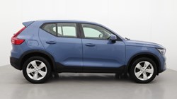 2023 (73) VOLVO XC40 2.0 B3P Core 5dr Auto 4669079