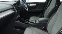 2023 (73) VOLVO XC40 2.0 B3P Core 5dr Auto 4669082