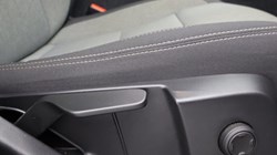 2023 (73) VOLVO XC40 2.0 B3P Core 5dr Auto 4669092