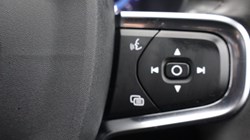 2023 (73) VOLVO XC40 2.0 B3P Core 5dr Auto 4669104