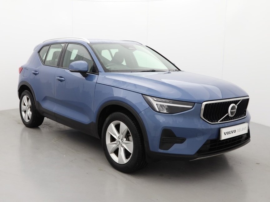 2023 (73) VOLVO XC40 2.0 B3P Core 5dr Auto