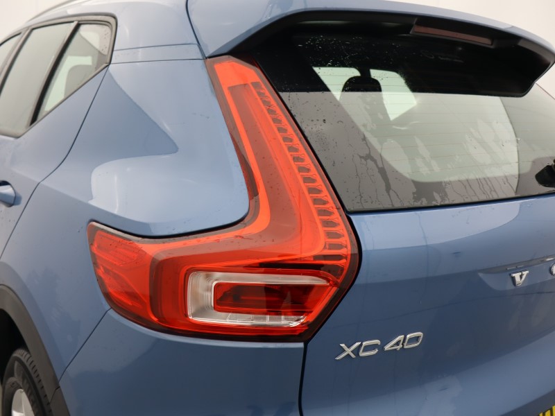 2023 (73) VOLVO XC40 2.0 B3P Core 5dr Auto 4669120